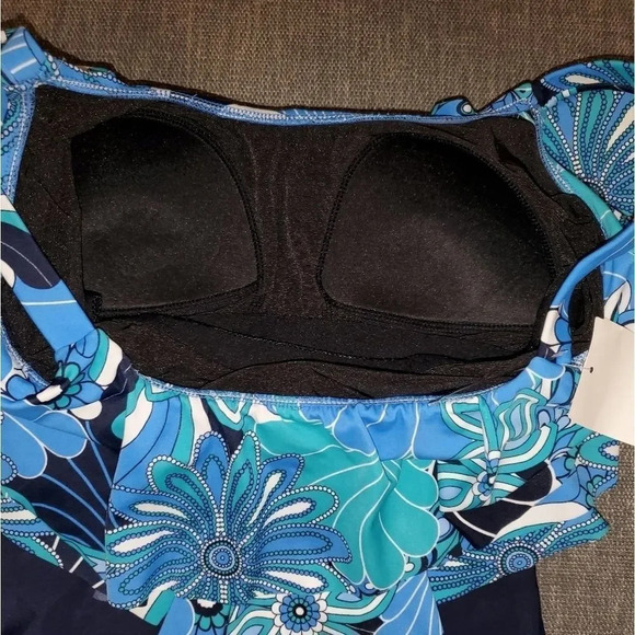 Swim Solutions Womens One piece Floral Tiered Tummy control Swimsuit Size 10 - Picture 3 of 11